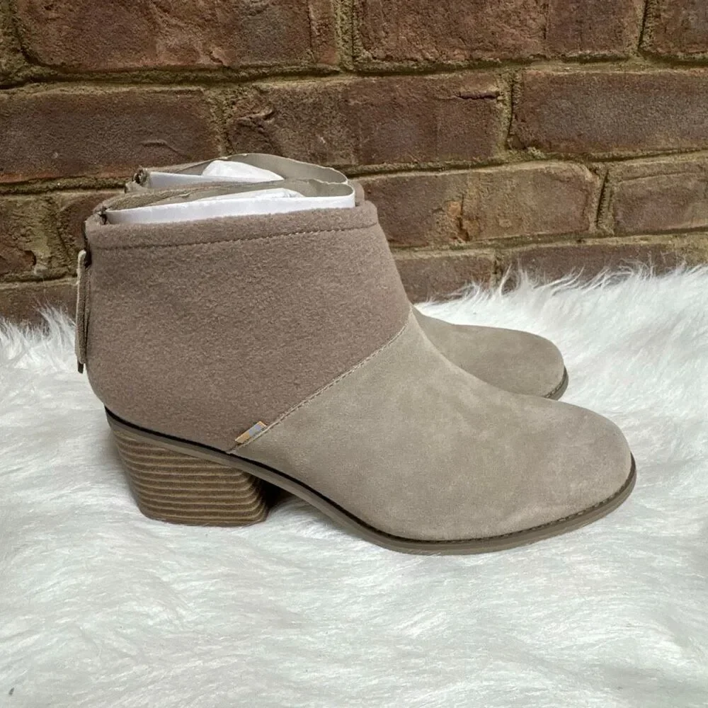 Toms Boots Womens 9.5 Lacy Ankle Bootie Beige Suede Side Zip Block Heels Casual